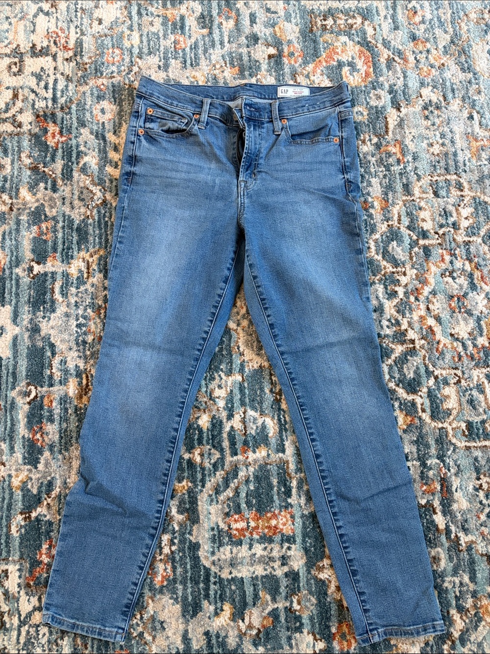 GAP Women's Blue Skinny Jeans